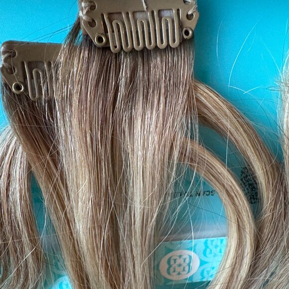 2 sets of Halo Clip ins almost never worn. - Picture 6 of 9